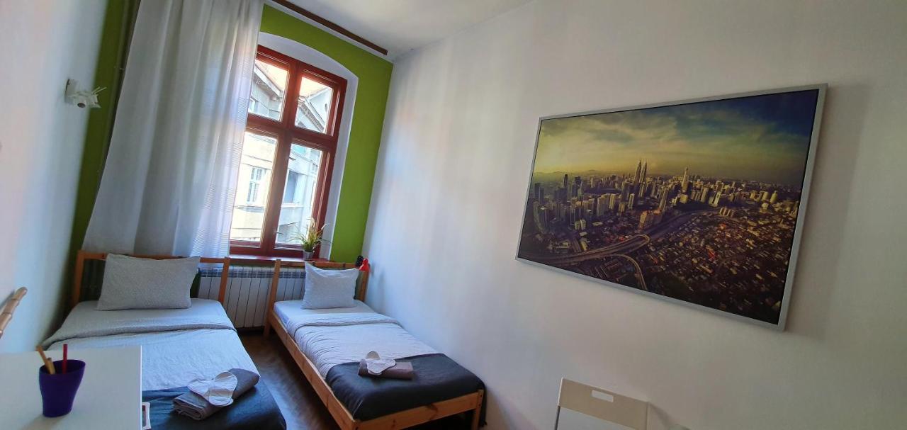 Chopin Street Private Rooms Katowice Eksteriør bilde